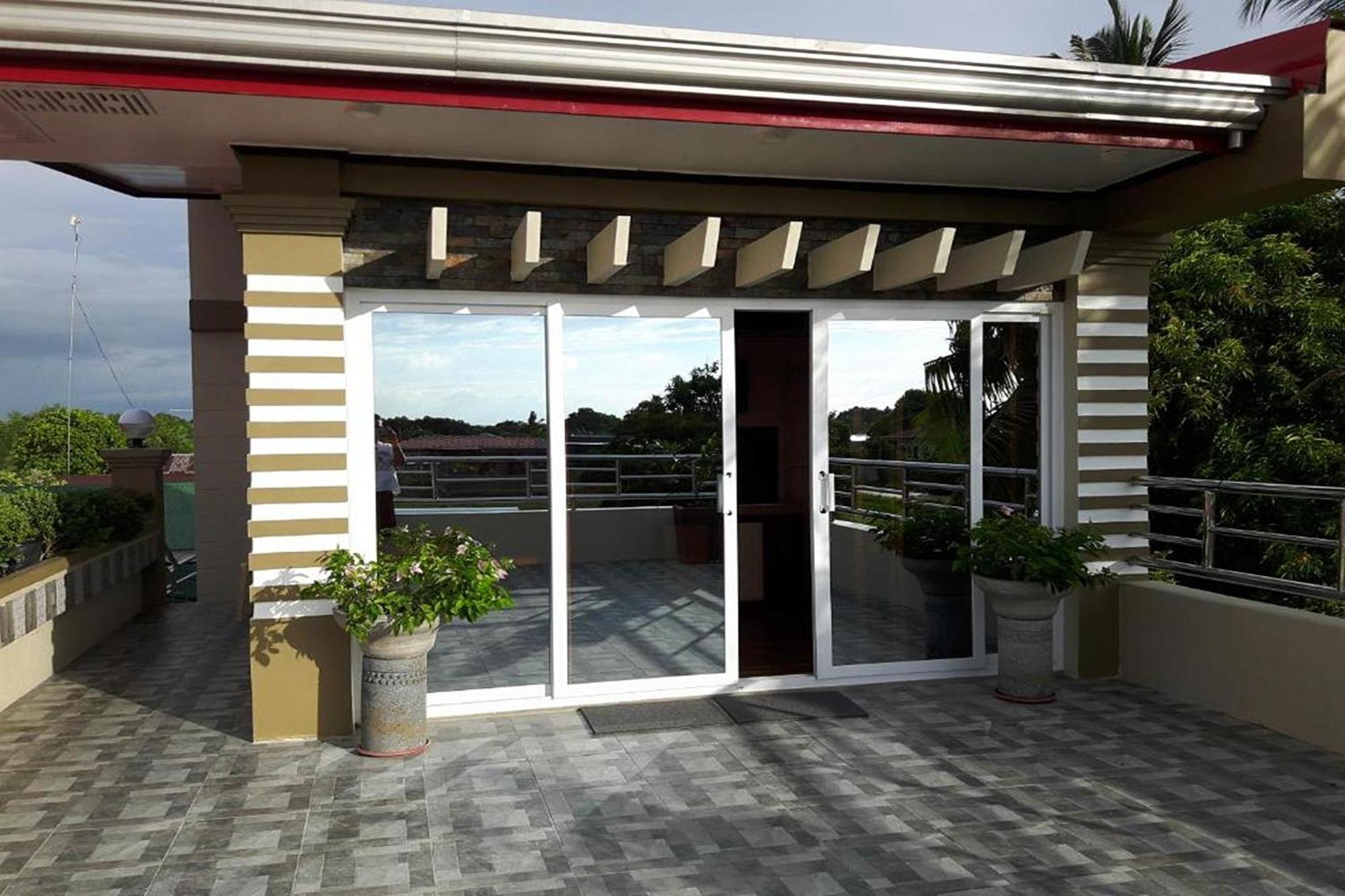 Hotel Fnt Transient House Near Hundred Islands Alaminos Exterior foto